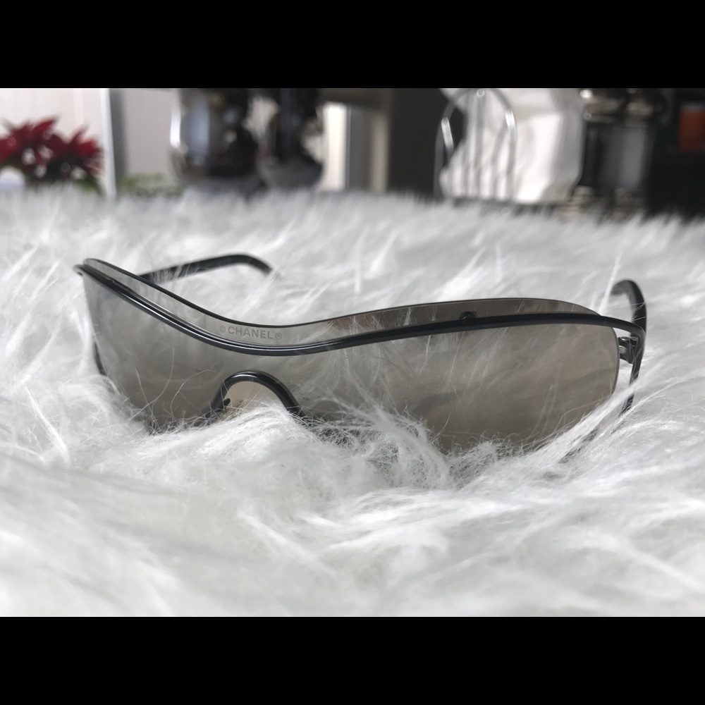 Chanel sunglasses authentic